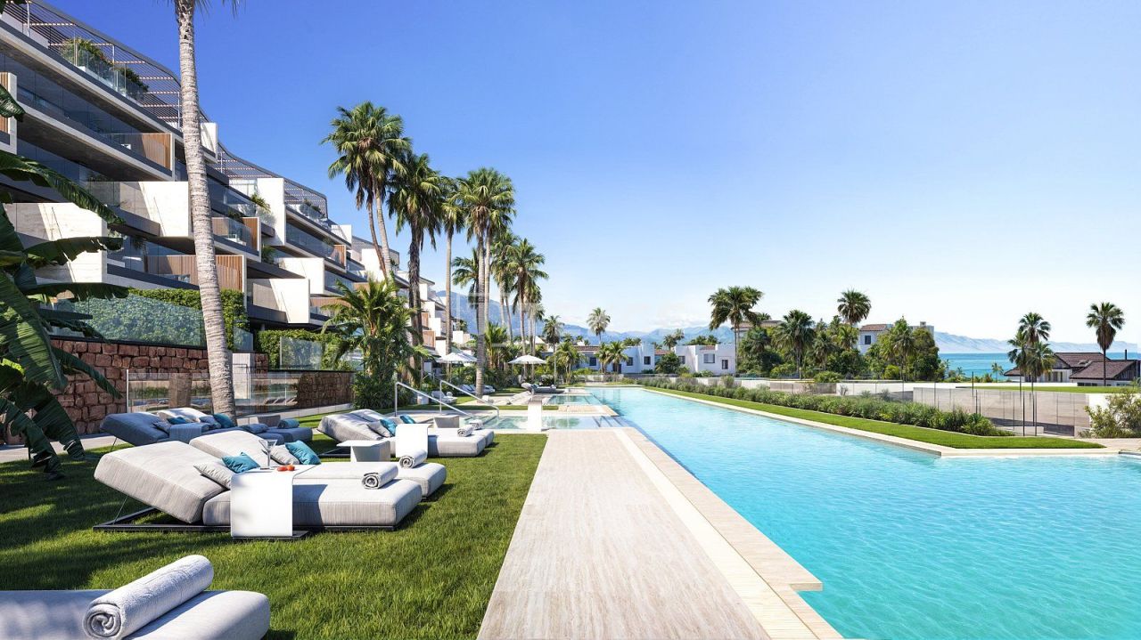 Appartement à Manilva, Espagne, 131 m² - image 1
