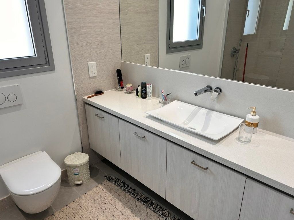 House in Mouttagiaka, Cyprus, 560 m² - picture 8