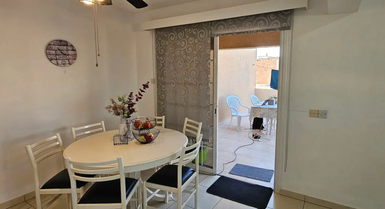 Apartment on Finikoudes Beach, Cyprus, 240 m² - picture 12
