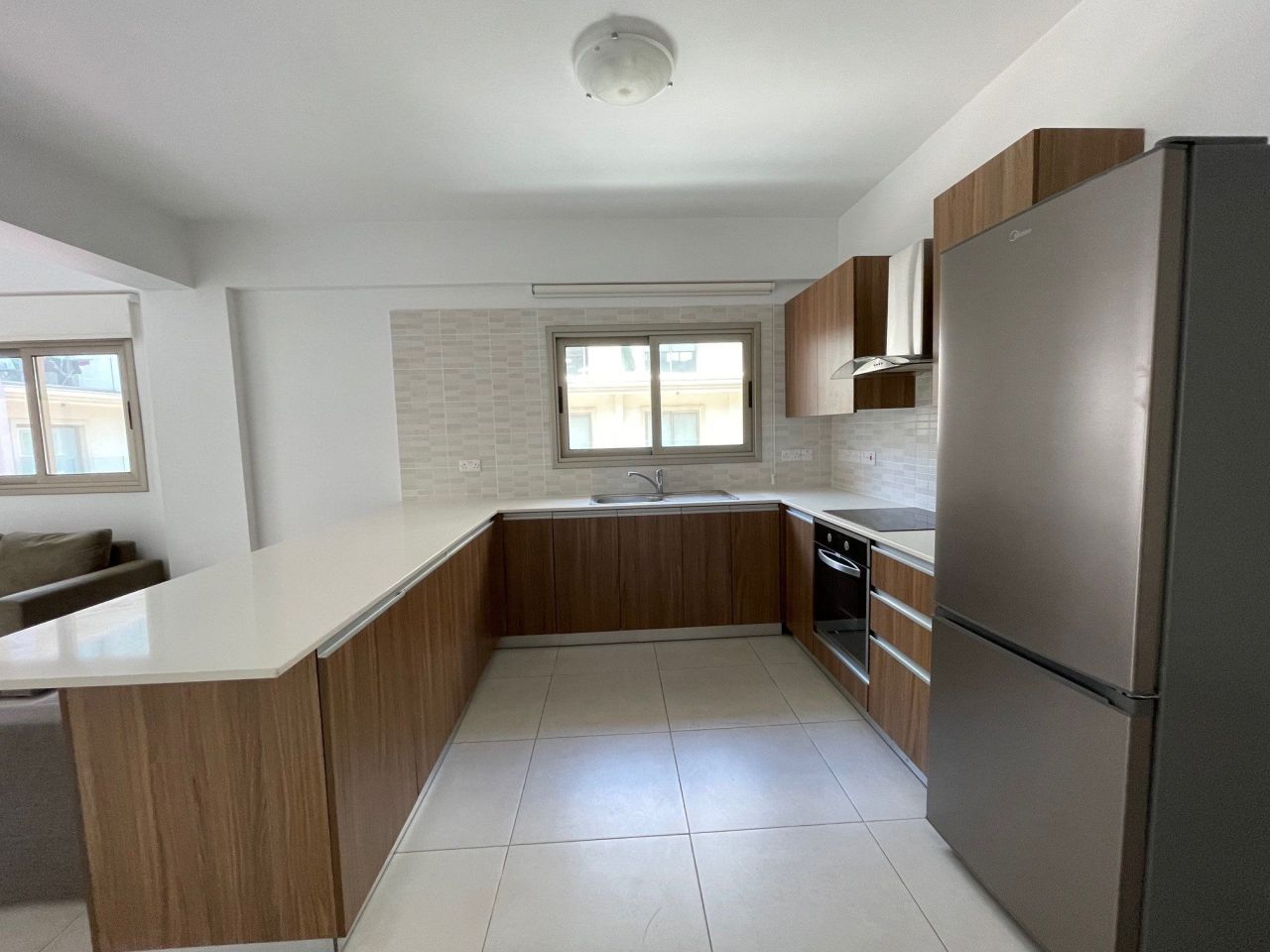 Apartment on Finikoudes Beach, Cyprus - picture 13