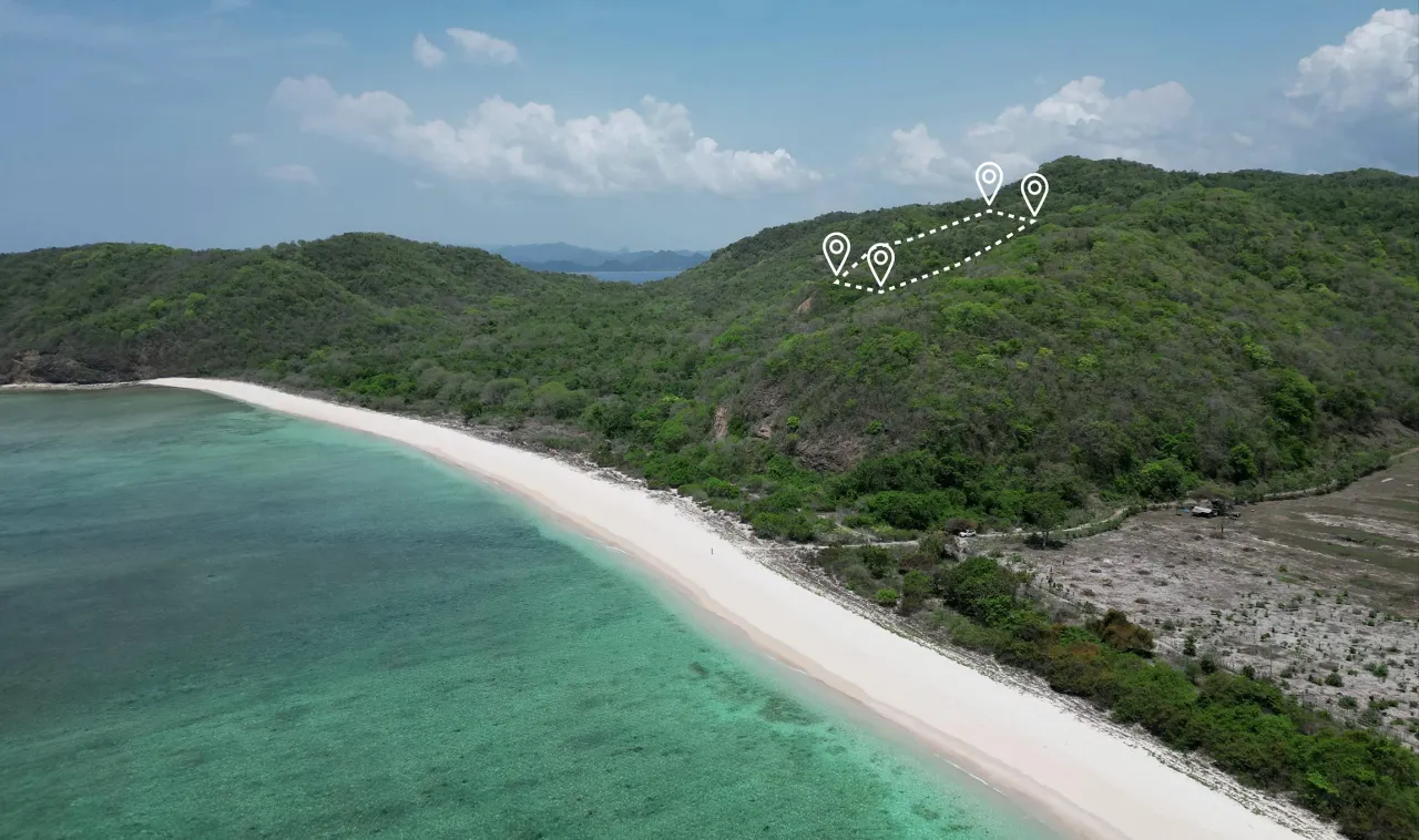 Land in Sumbawa, Indonesia, 2 ha - picture 1