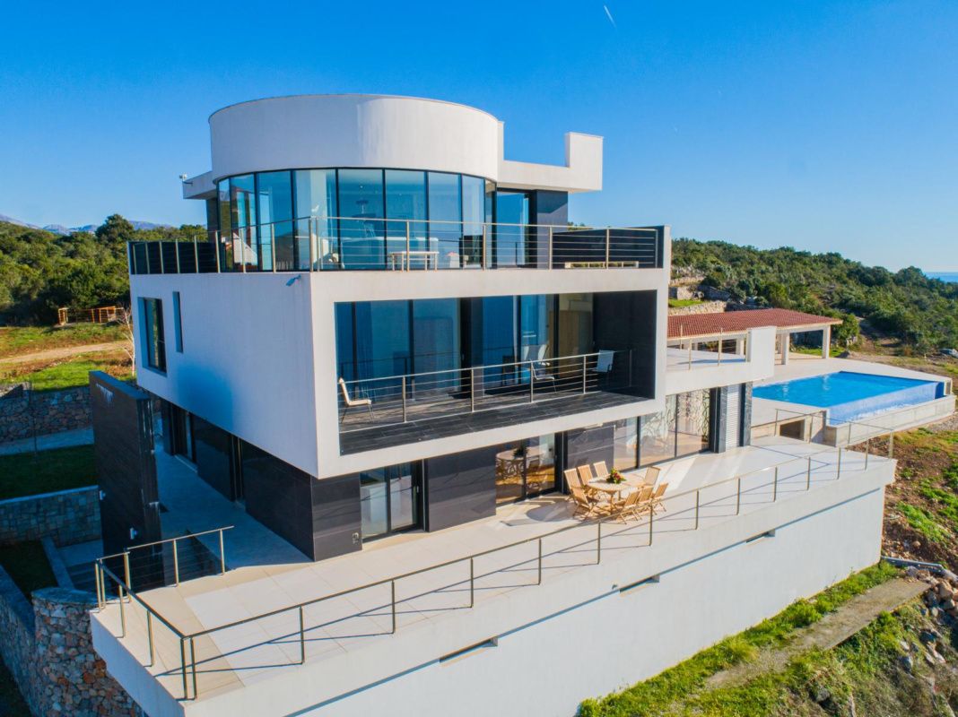 Casa en Krimovica, Montenegro, 1 150 m² - imagen 1
