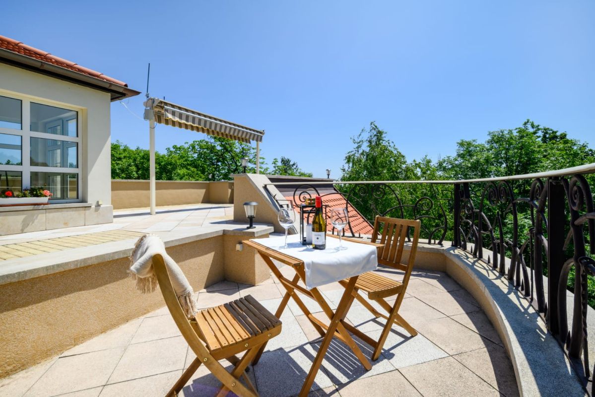 Penthouse Budapest, Hungary - picture 1