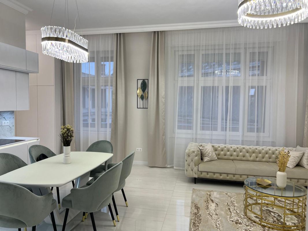 Flat Budapest, Hungary, 125 m² - picture 1