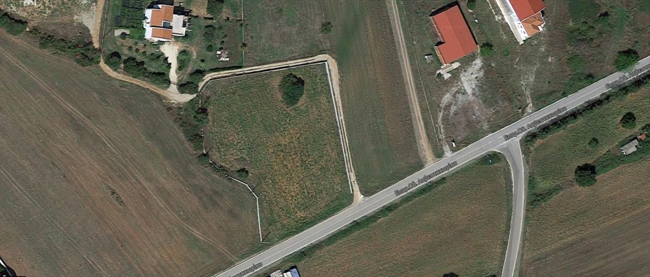 Terrain à Thessalonique, Grèce, 5 000 m² - image 1