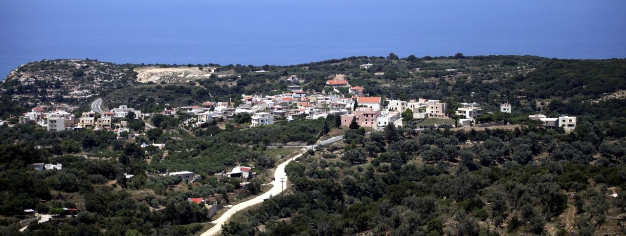 Terrain à Réthymnon, Grèce, 18 736 m² - image 1