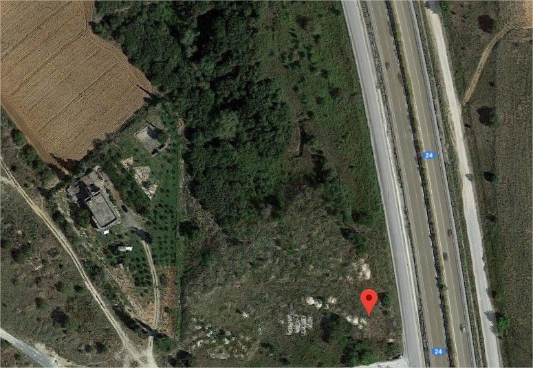 Grundstück in Thessaloniki, Griechenland, 6 400 m² - Foto 1
