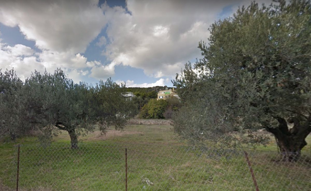 Grundstück in Ägina, Griechenland, 1 500 m² - Foto 1