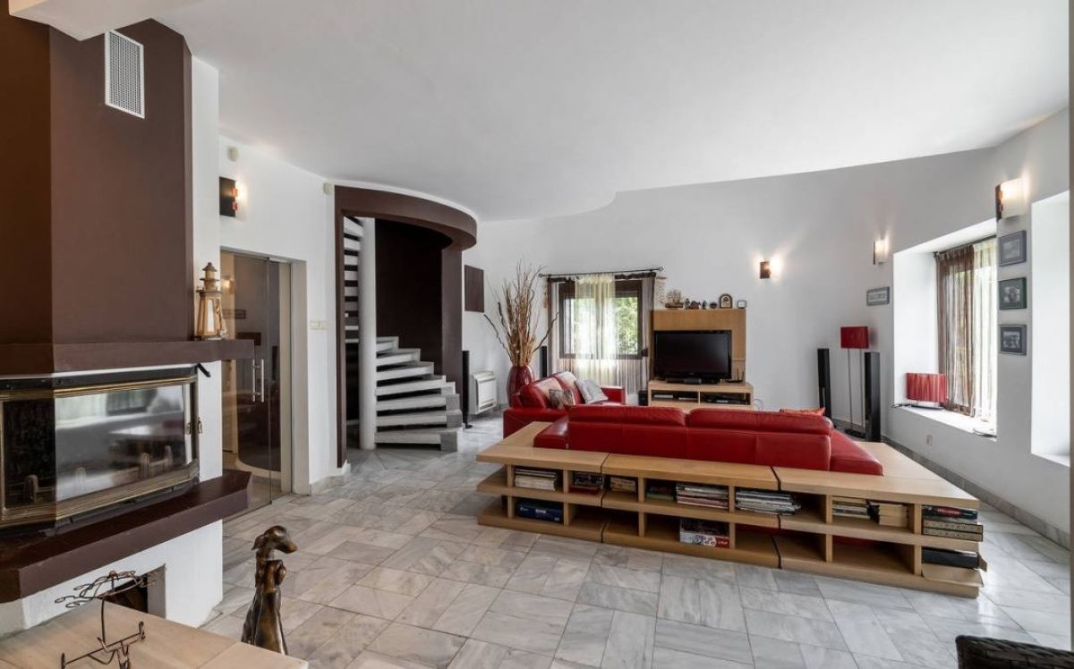 Casa Burgas, Bulgaria, 408 m² - imagen 4