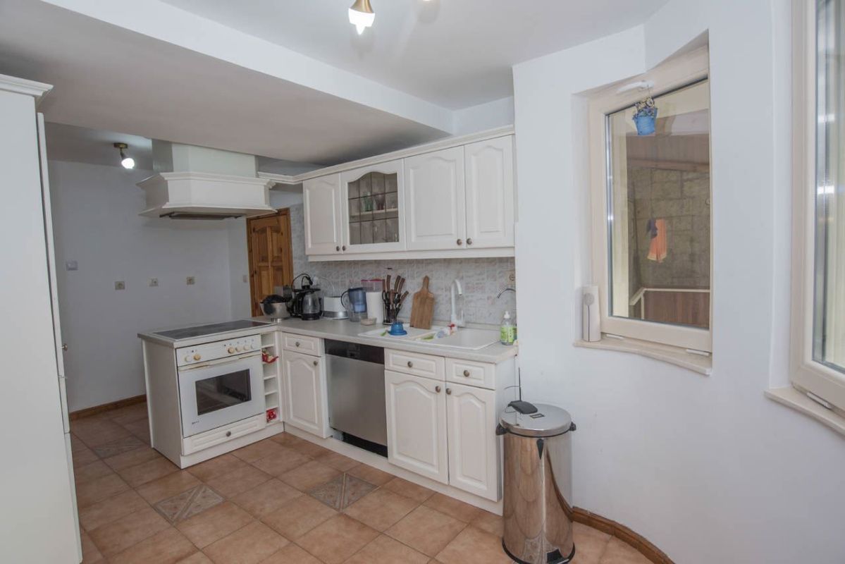 House Burgas, Bulgaria, 750 m² - picture 4