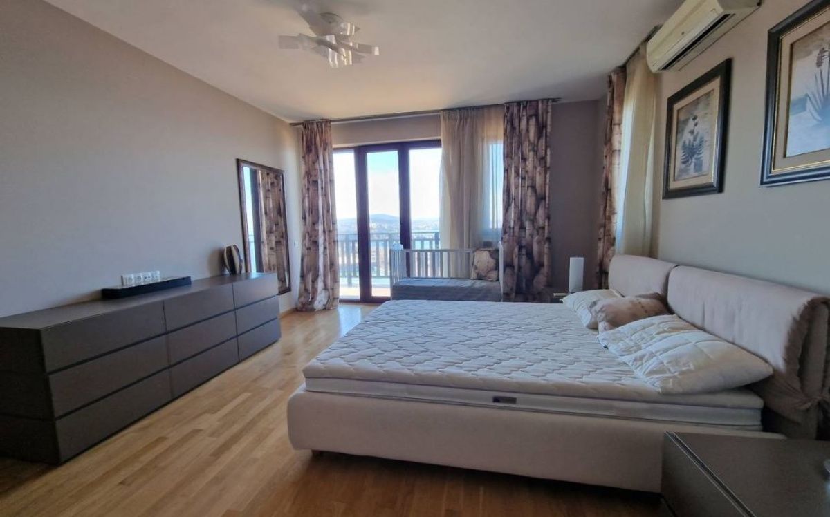 Maison Burgas, Bulgarie, 489 m² - image 11