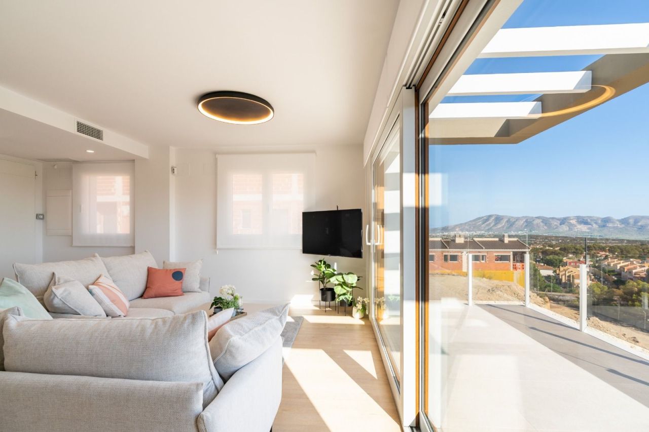 Townhouse in La Nucia, Spain, 311 m² - picture 17