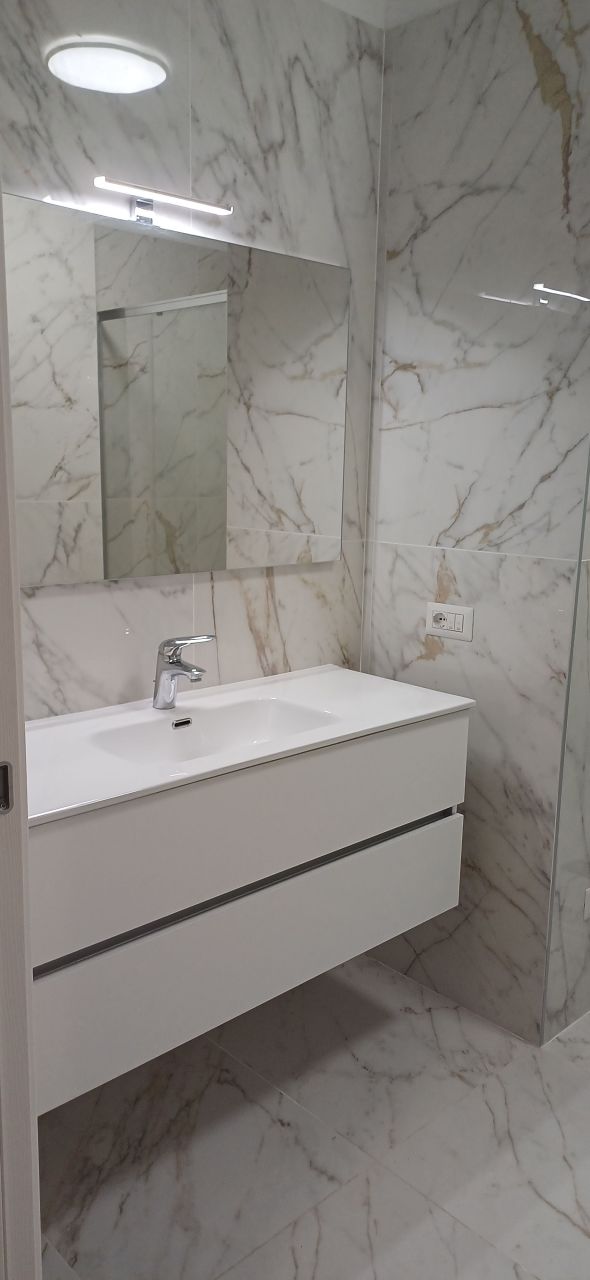 Attico a Como, Italia, 133 m² - foto 8