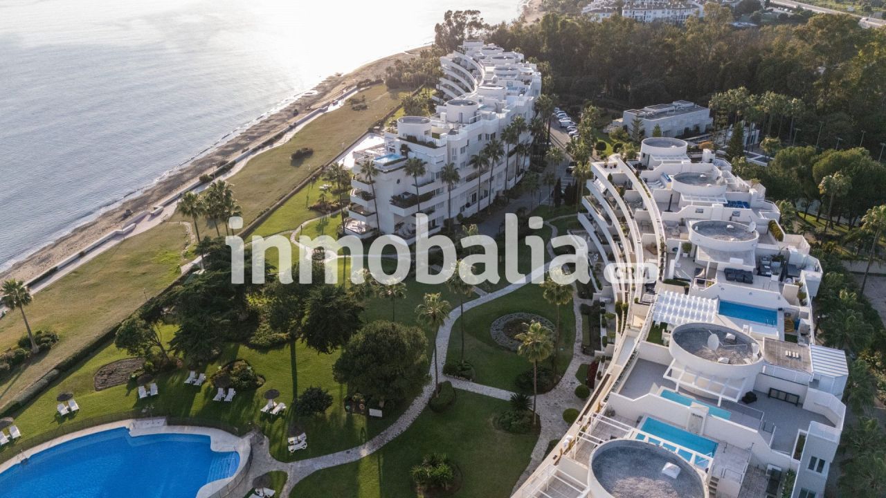 Apartment in Estepona, Spain, 161 m² - picture 16