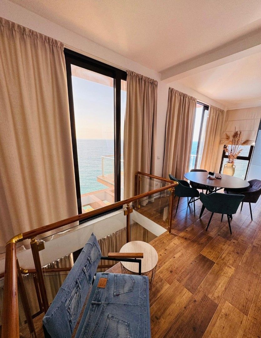 Casa en Dobra Voda, Montenegro, 450 m² - imagen 13