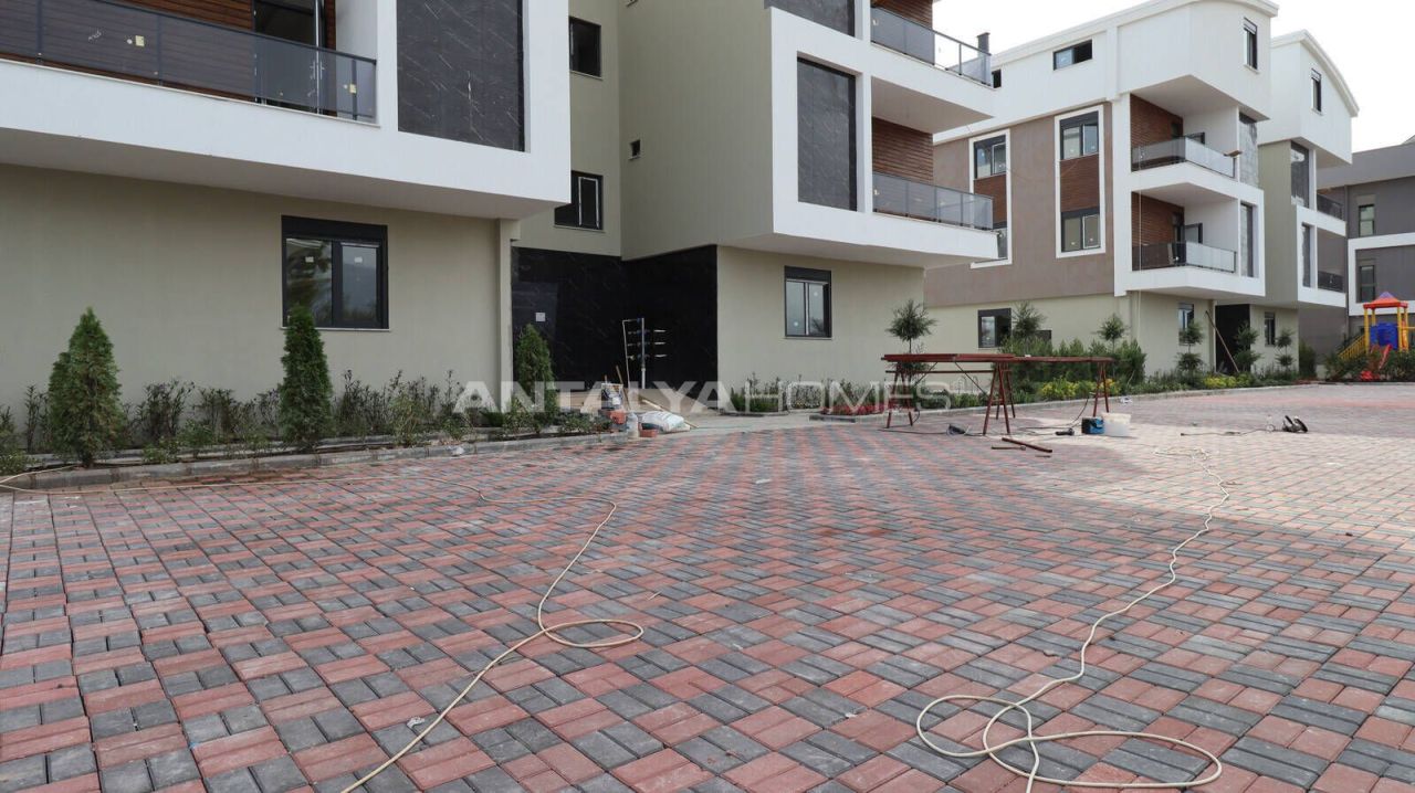 Apartment in Antalya, Turkey, 91 m² - picture 1