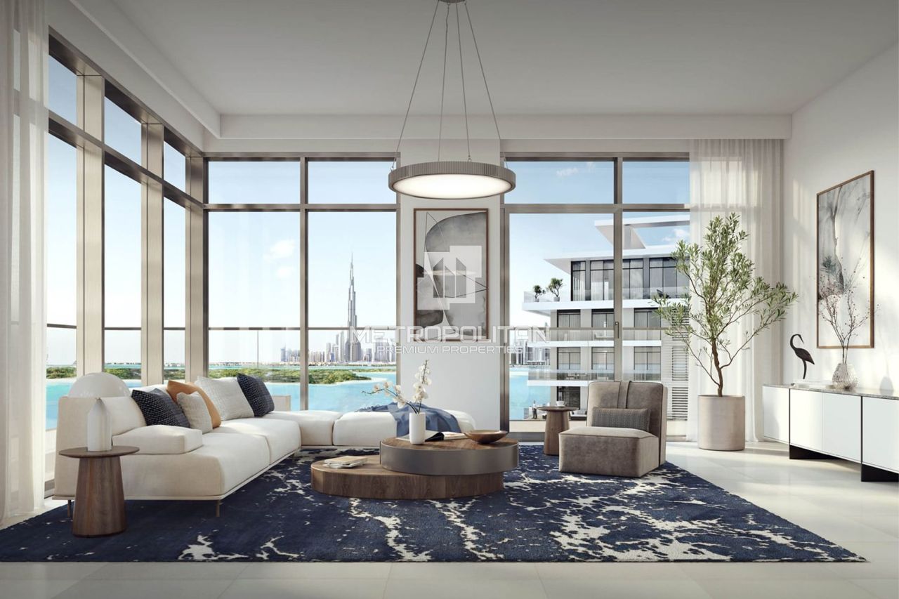Apartment in Dubai, UAE, 361 m² - picture 1