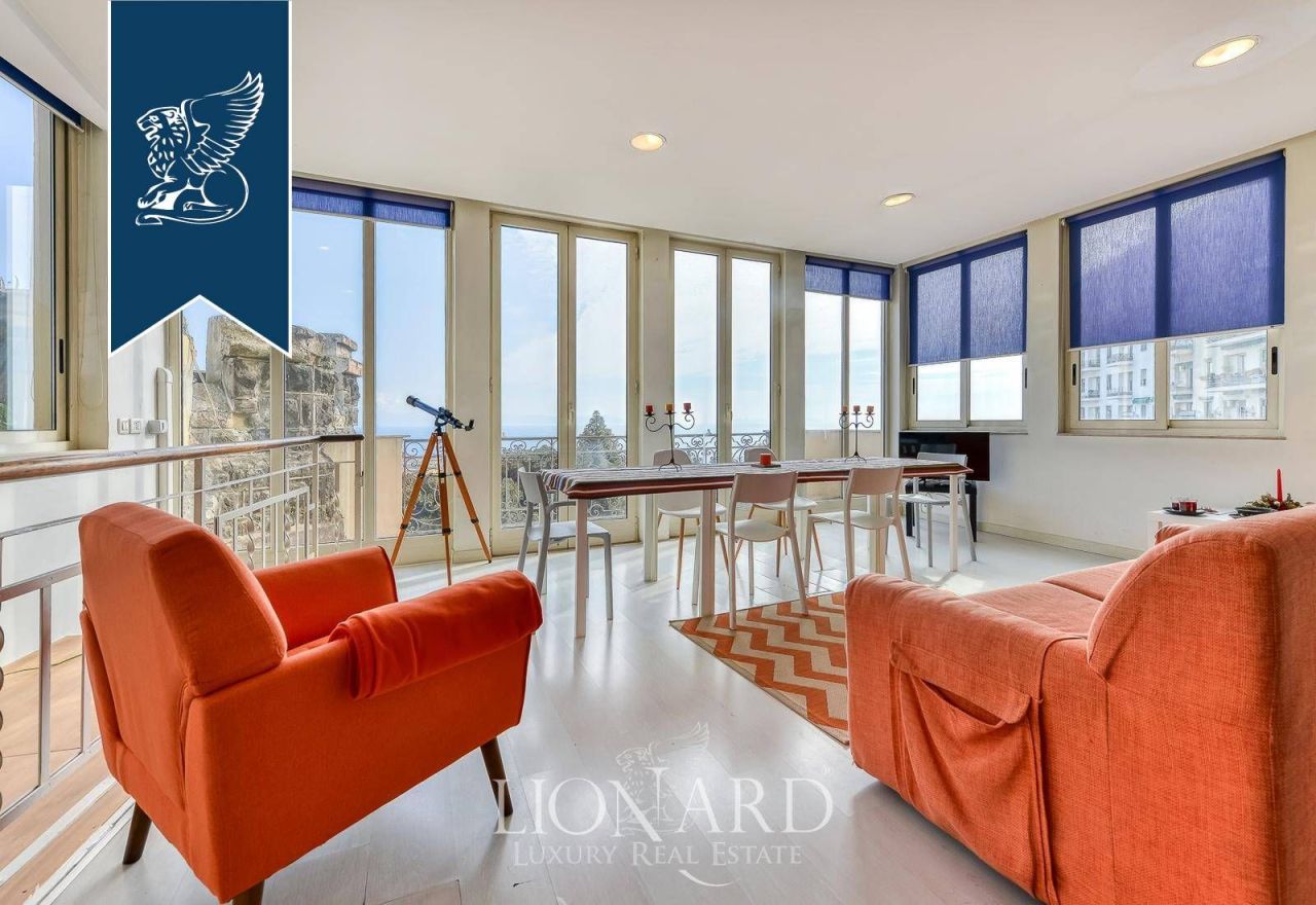 Appartamenti a Napoli, Italia, 411 m² - foto 5