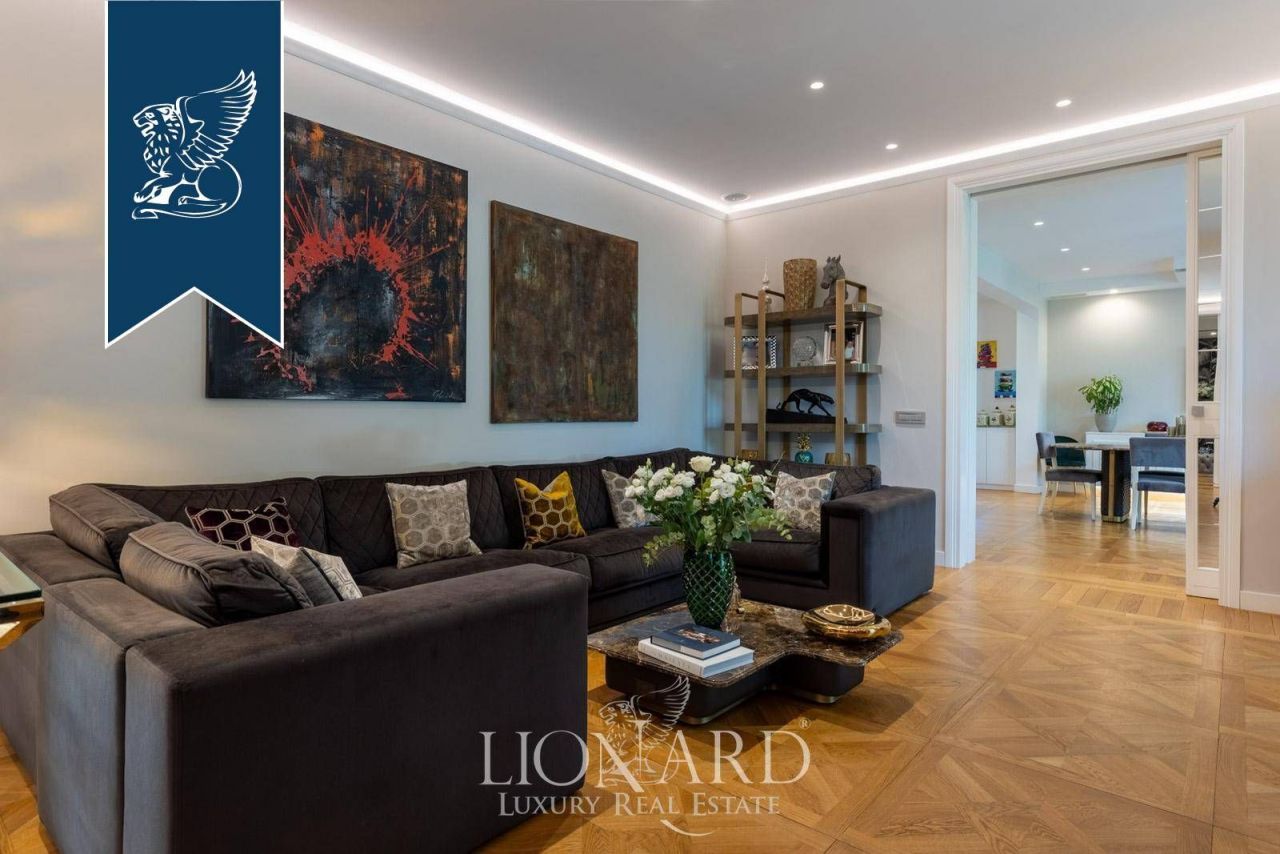 Villa en Roma, Italia, 1 000 m² - imagen 12