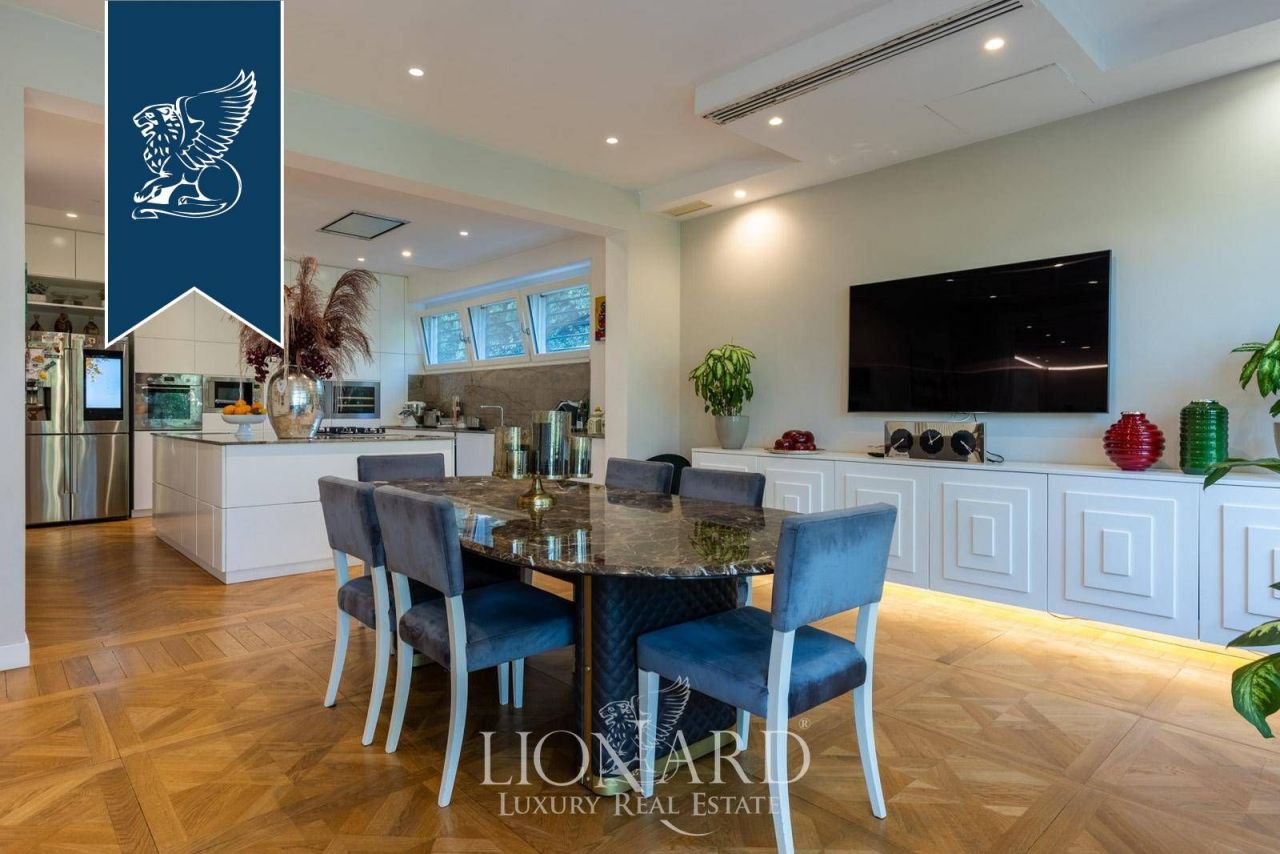 Villa en Roma, Italia, 1 000 m² - imagen 14