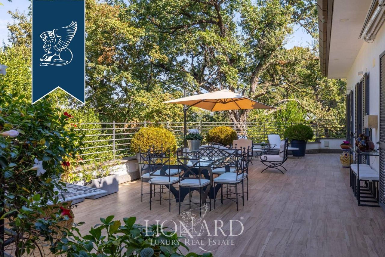 Villa en Roma, Italia, 1 000 m² - imagen 18