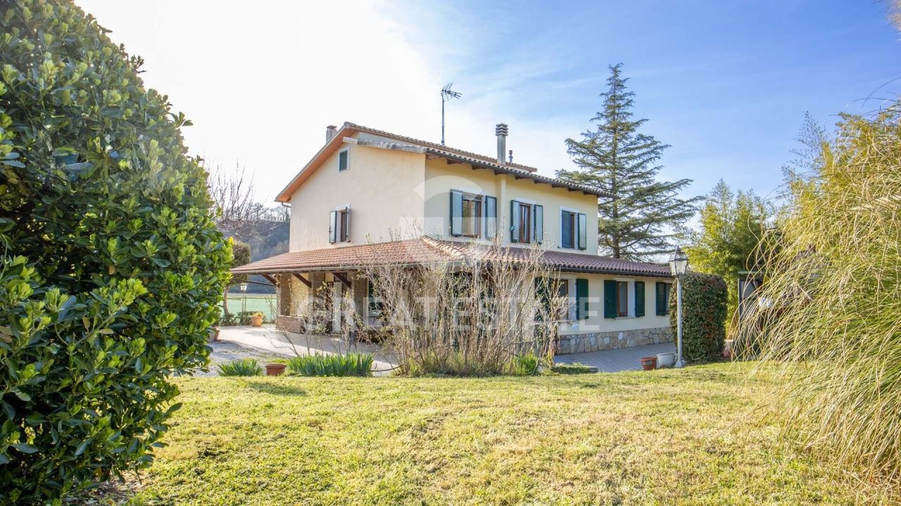 Villa en Citta della Pieve, Italia, 248.95 m² - imagen 1