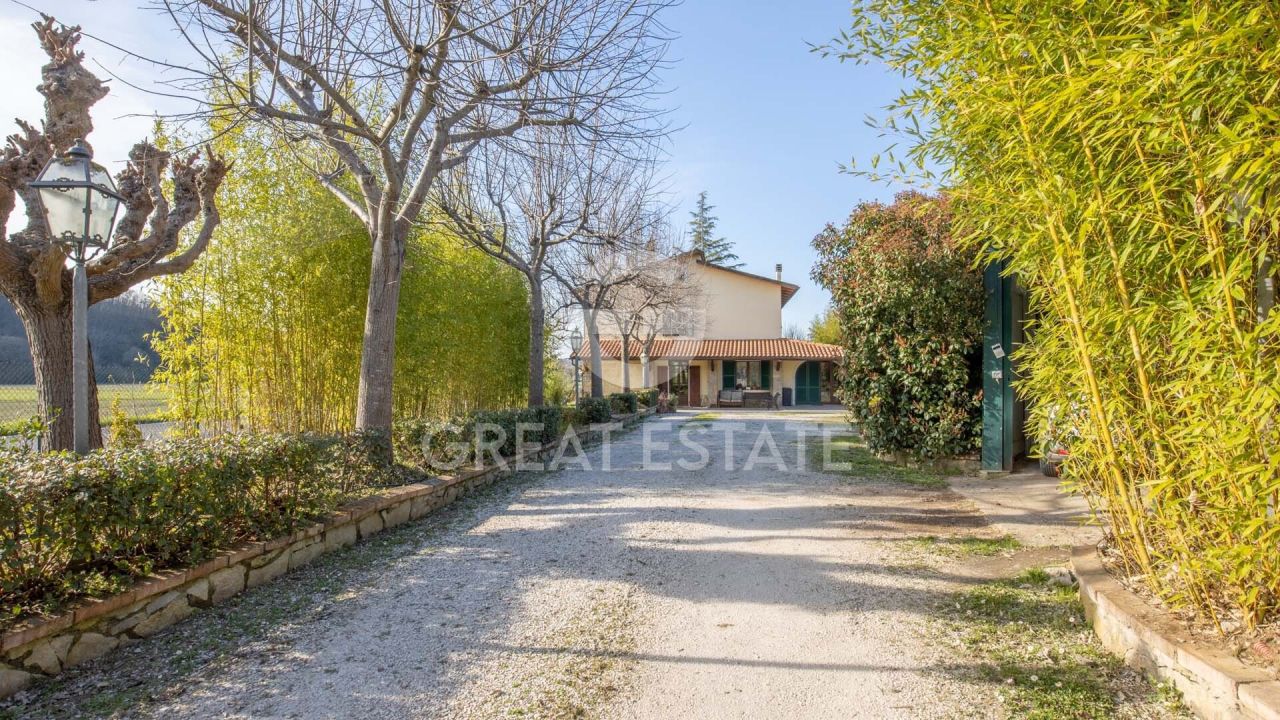 Villa en Citta della Pieve, Italia, 248.95 m² - imagen 2