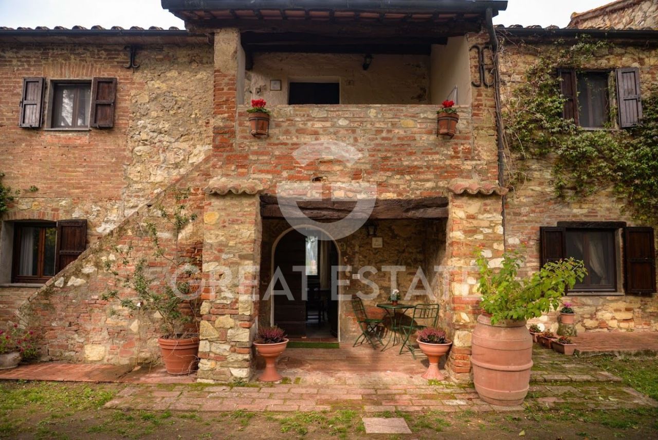 Casa en Castiglione del Lago, Italia, 413 m² - imagen 7