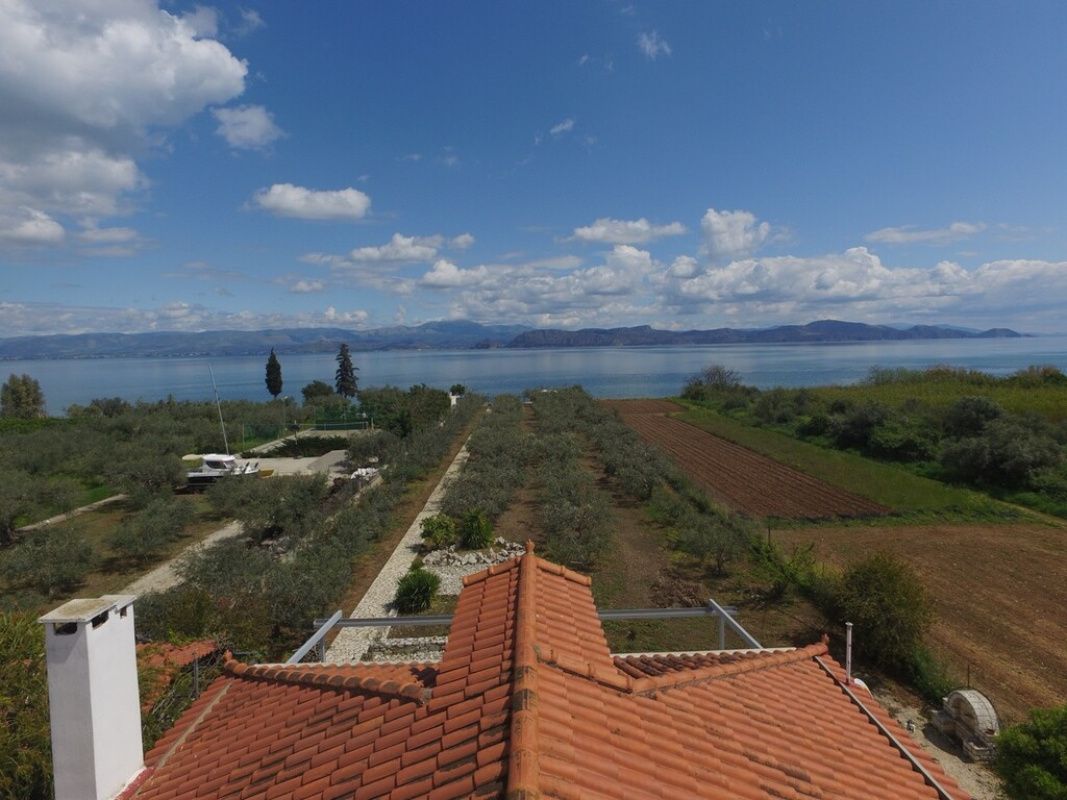 Casa en Peloponeso, Grecia, 240 m² - imagen 1