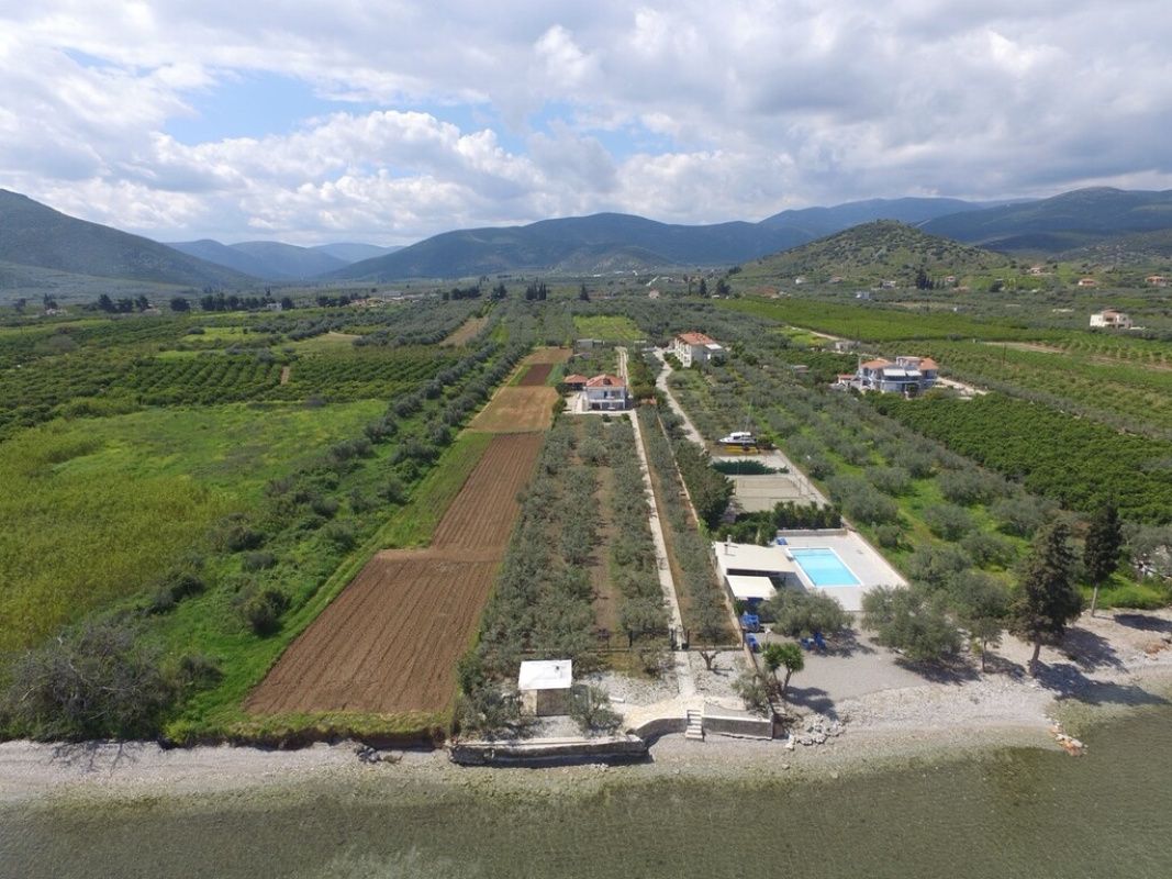 Casa en Peloponeso, Grecia, 240 m² - imagen 3