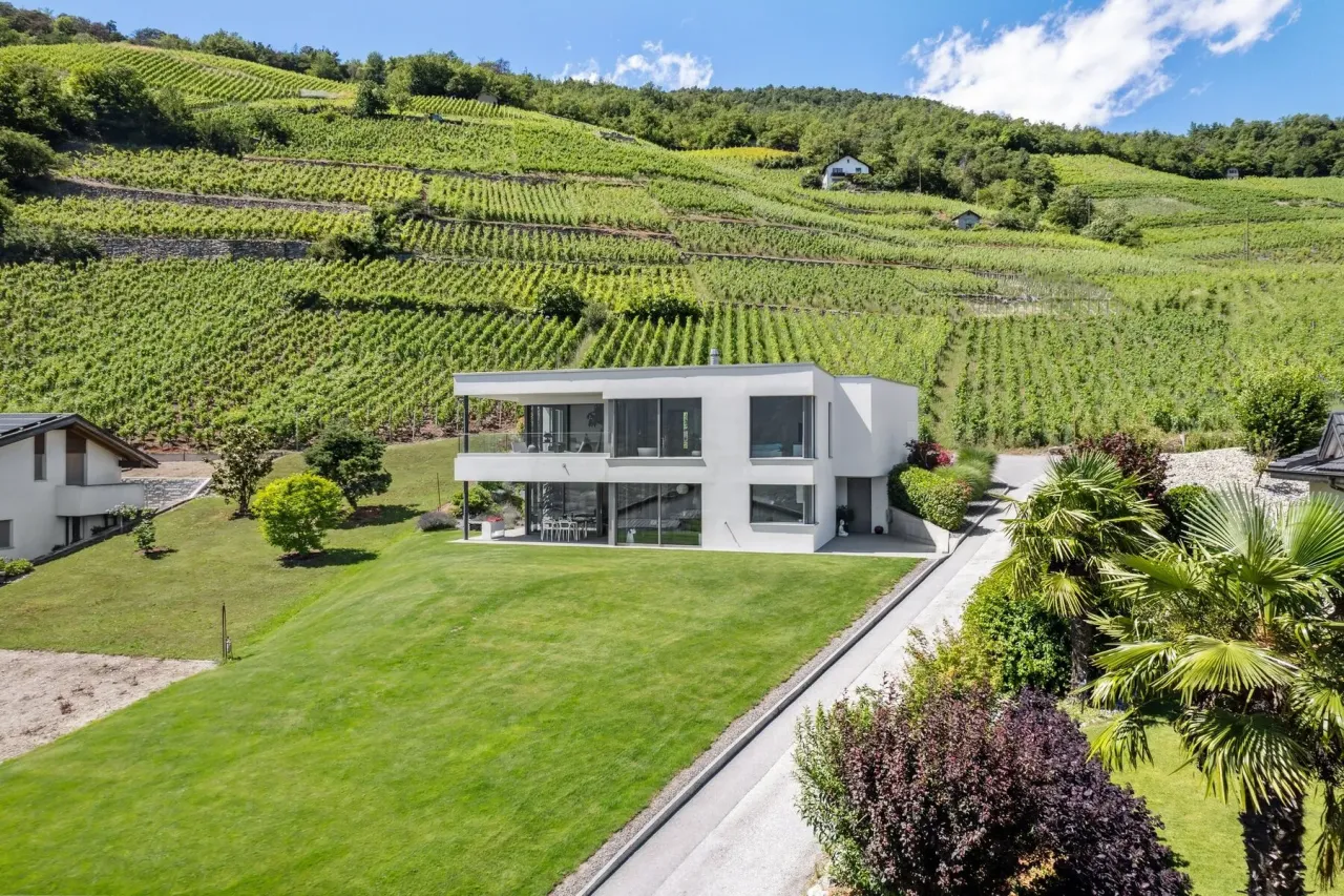 House in Valais, Switzerland, 262 m² - picture 1