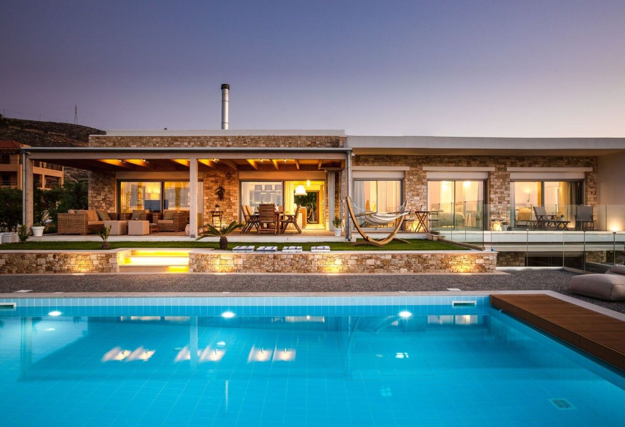 Villa en Prefectura de Heraclión, Grecia, 450 m² - imagen 1