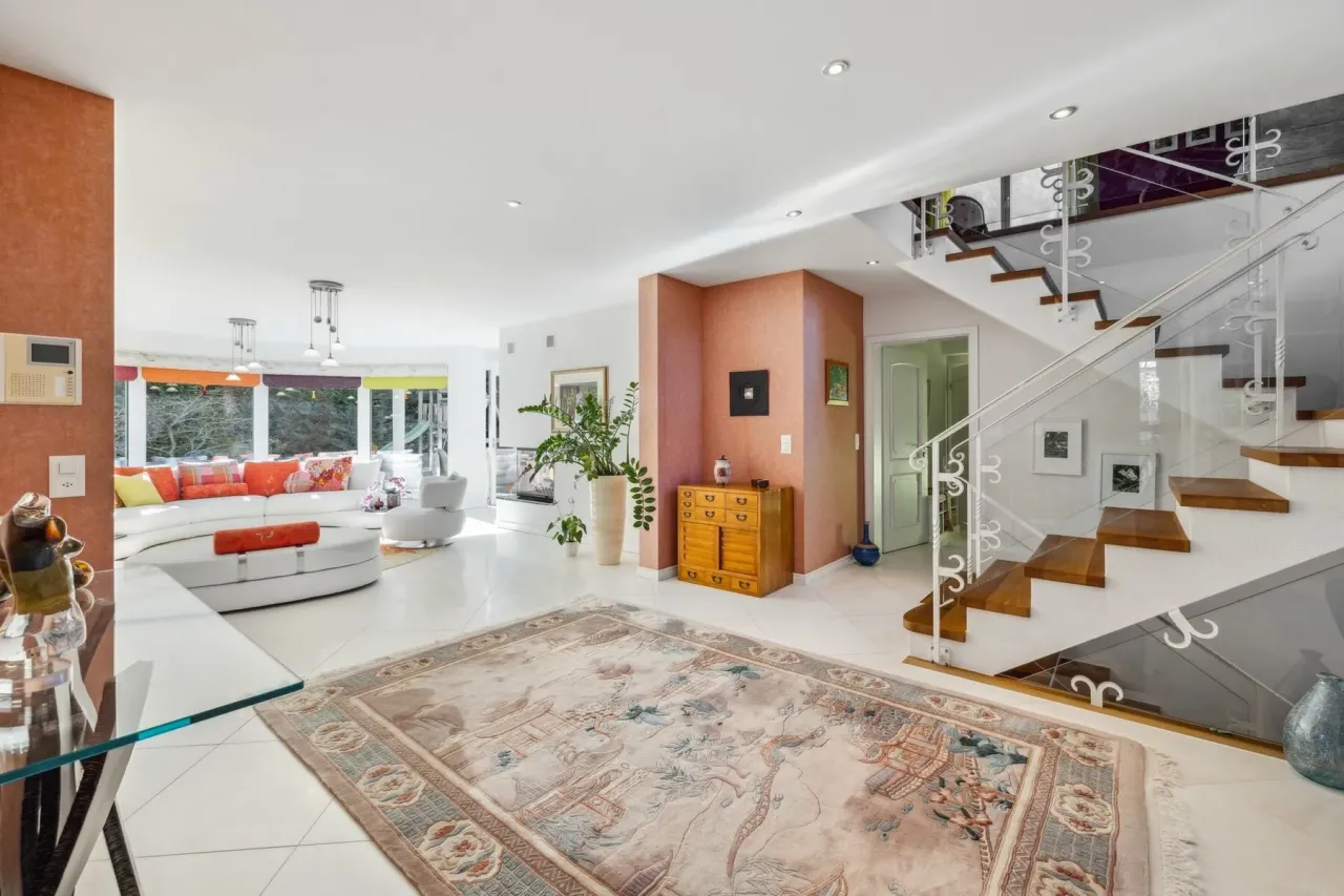 Haus in Wallis, Schweiz, 366 m² - Foto 1