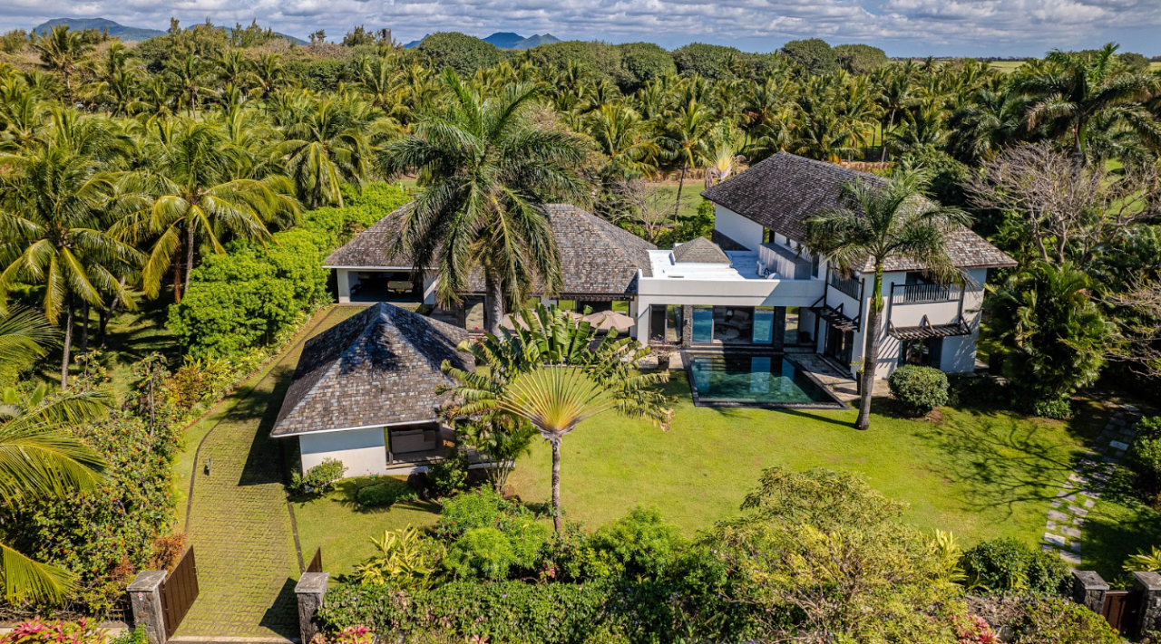 Villa dans le Centre de Flacq, Maurice, 450 m² - image 1