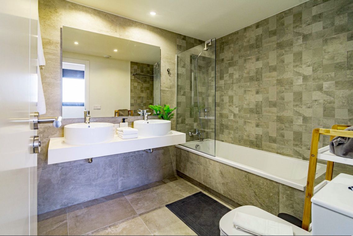 Apartment in Estepona, Spain, 110 m² - picture 12