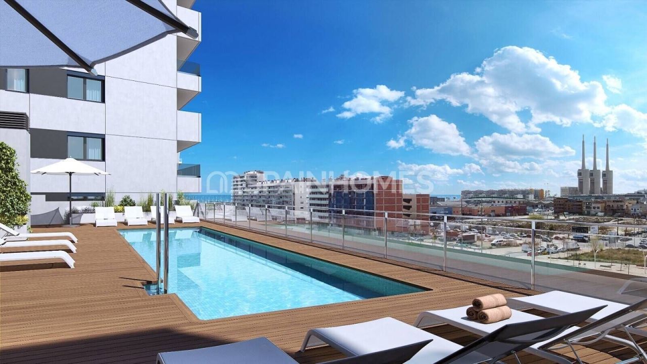 Apartment in Badalona, Spain, 132 m² - picture 1