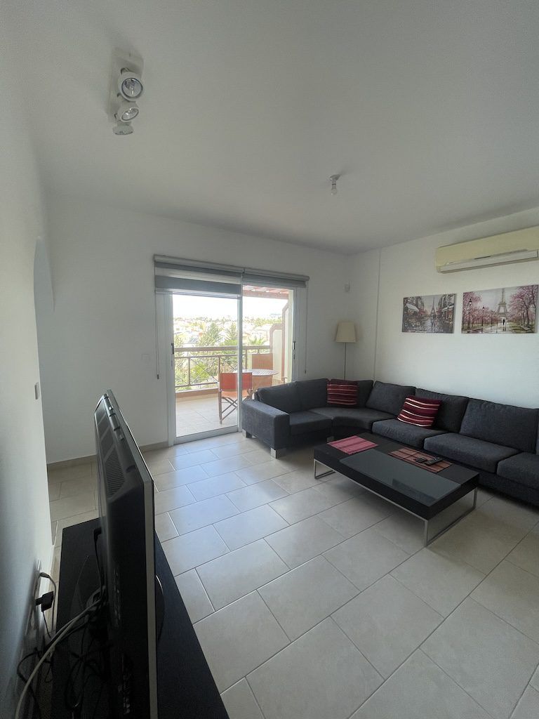 Appartamento a Paphos, Cipro, 87 m² - foto 2