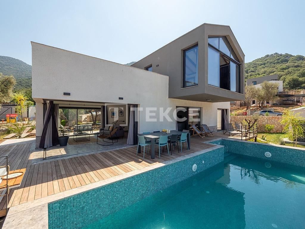 Villa à Kaş, Turquie, 240 m² - image 1
