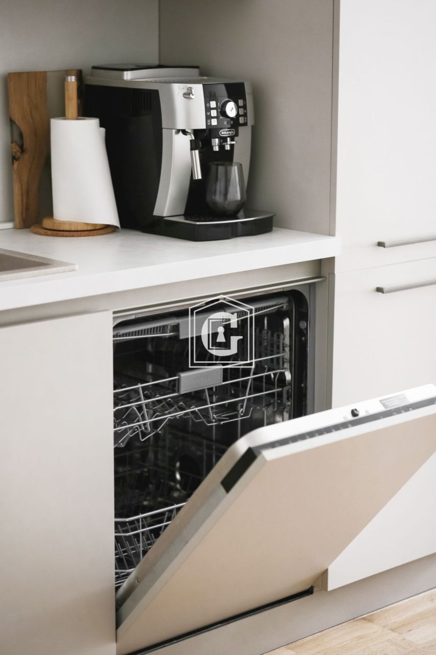 Flat in Becici, Montenegro, 55 m² - picture 13