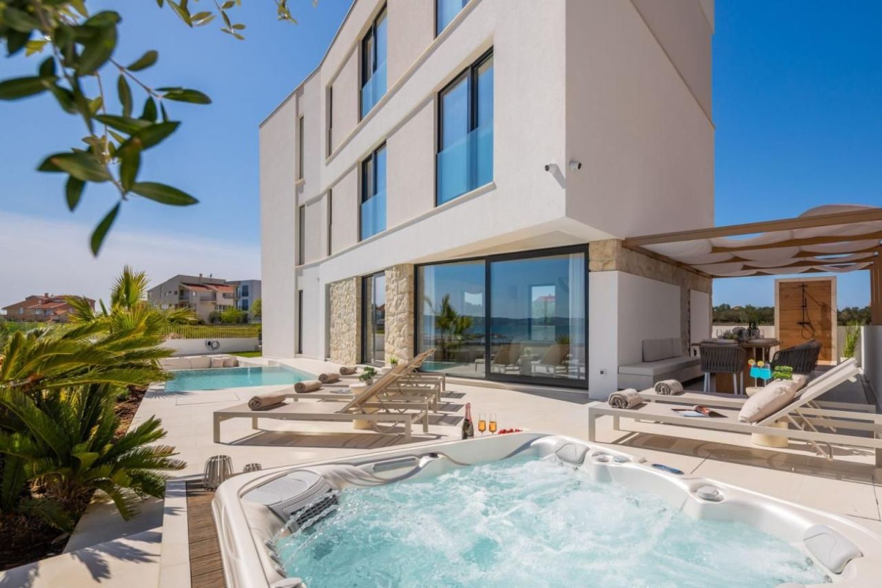 Villa Sukošan, Croacia, 174 m² - imagen 1