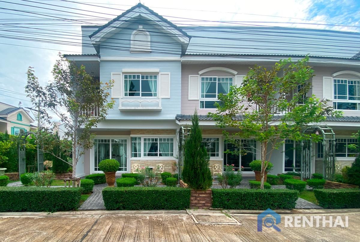 Townhouse a Pattaya, Thailandia, 134 m² - foto 1