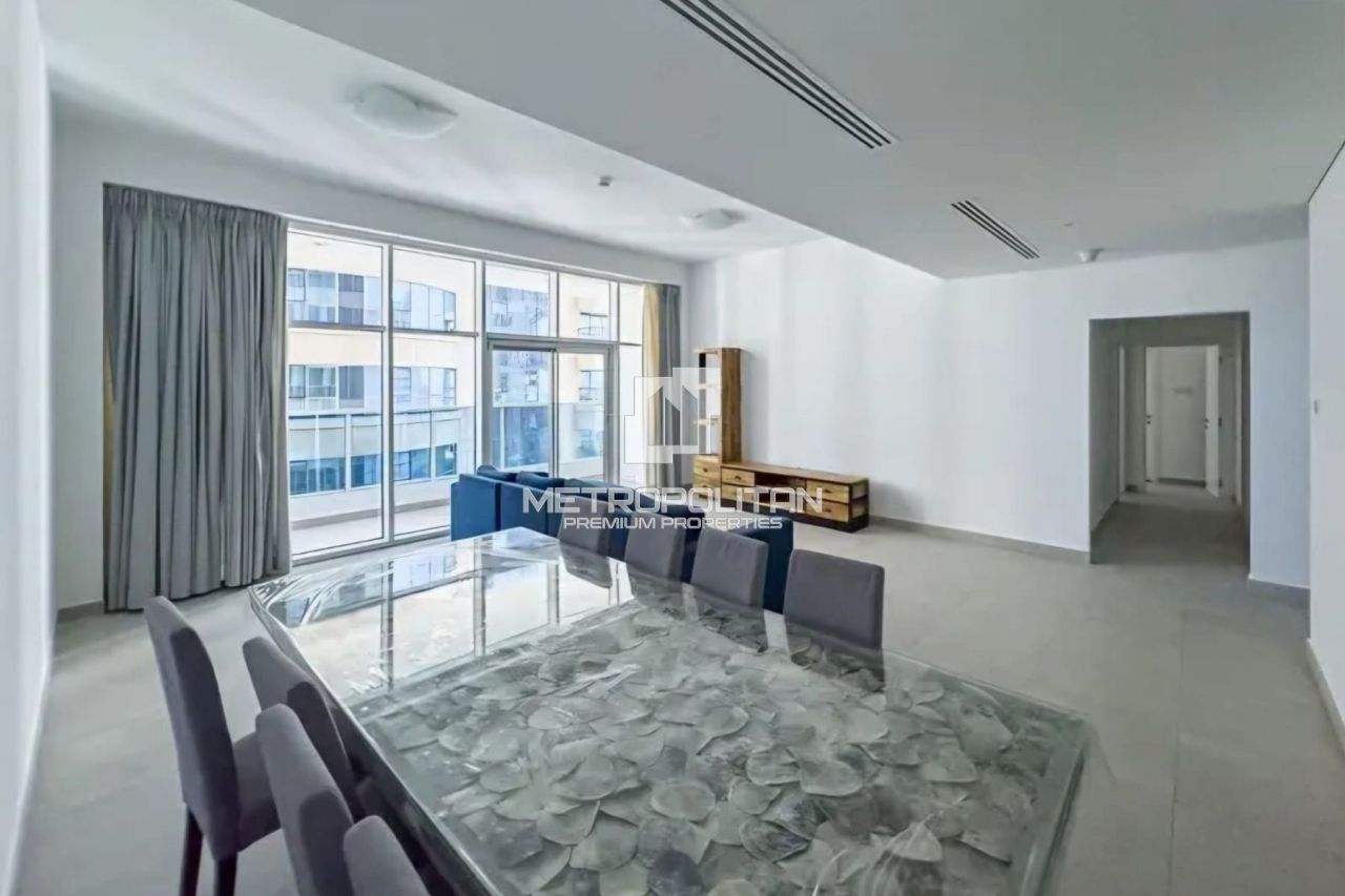 Apartment in Dubai, UAE, 148 m² - picture 1