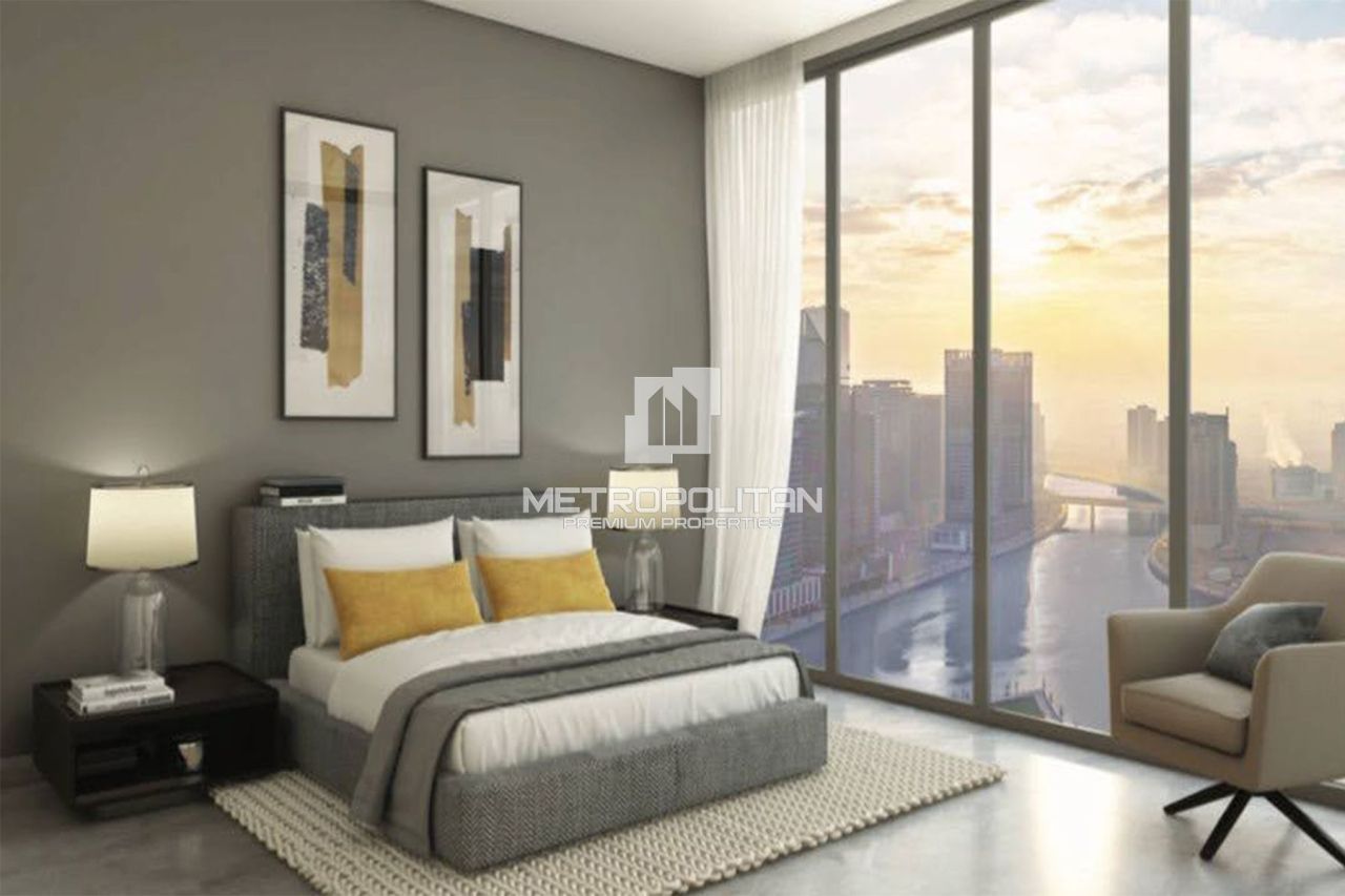 Apartment in Dubai, UAE, 38 m² - picture 1