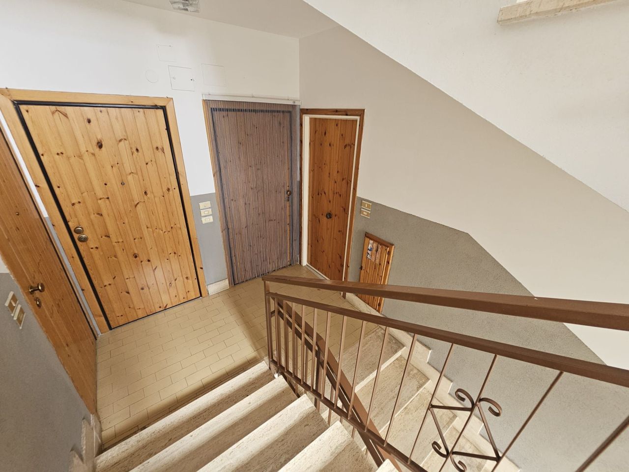 Flat in Santa Maria del Cedro, Italy, 61 m² - picture 2