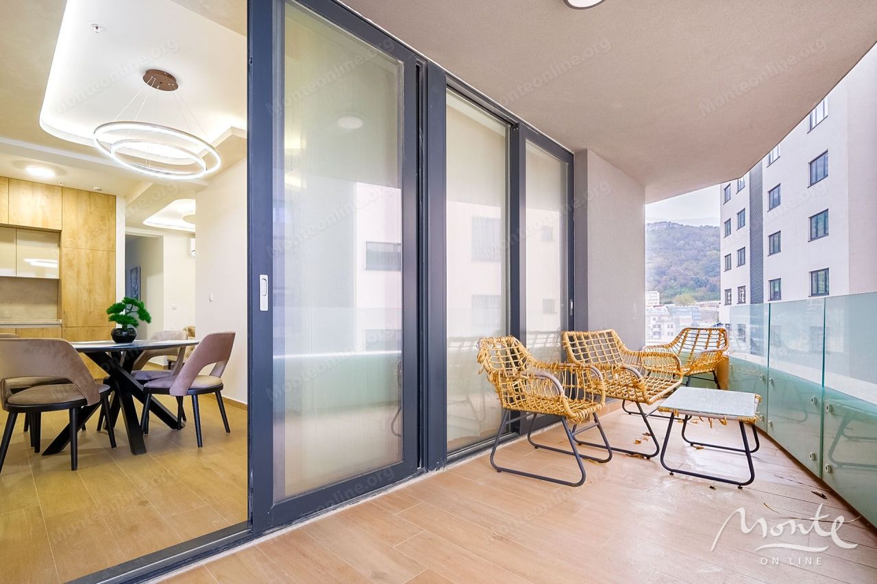 Studio in Budva, Montenegro, 57 m² - picture 1