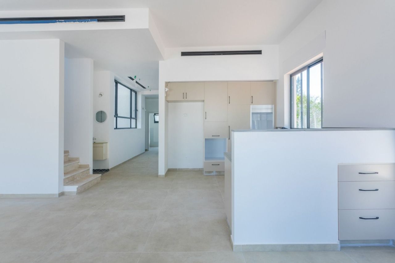 Villa a Hod HaSharon, Israele, 214 m² - foto 5