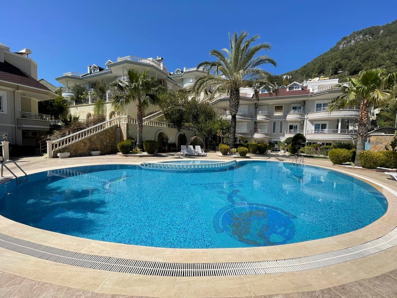Villa à Alanya, Turquie, 220 m² - image 1