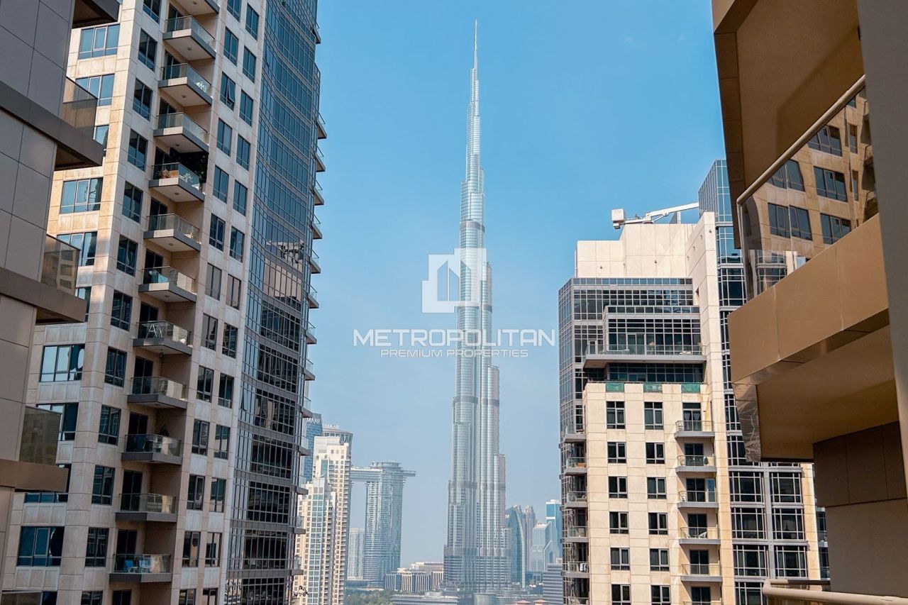 Apartment in Dubai, UAE, 40 m² - picture 1