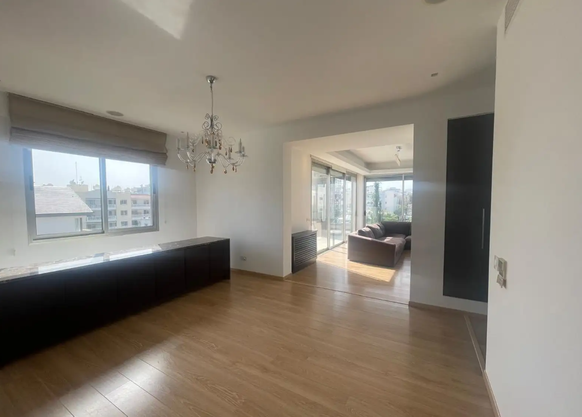 Apartment in Limassol, Cyprus, 260 m² - picture 5