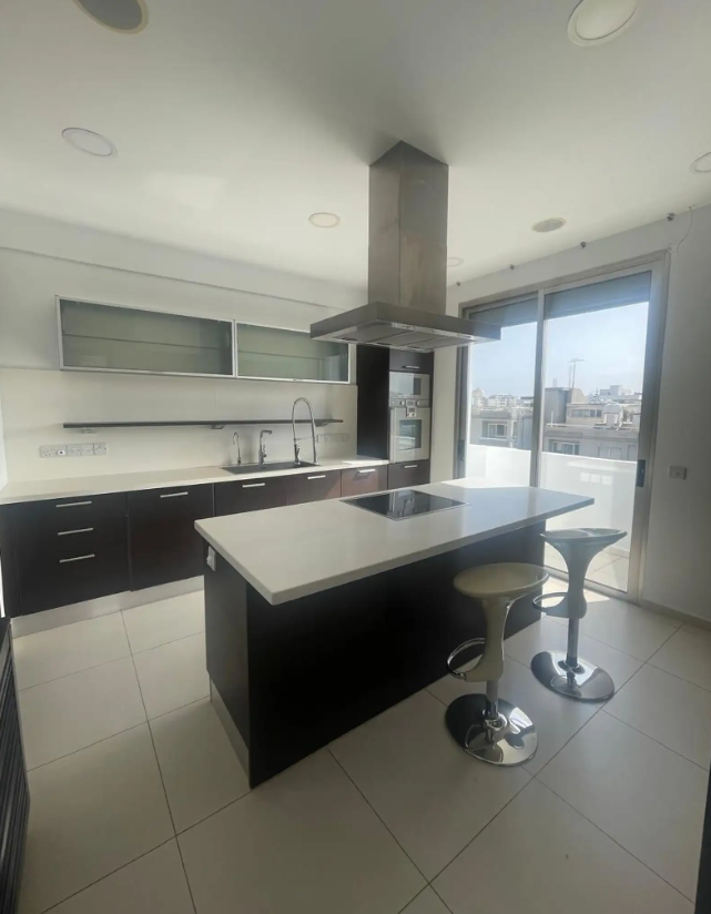 Apartment in Limassol, Cyprus, 260 m² - picture 7